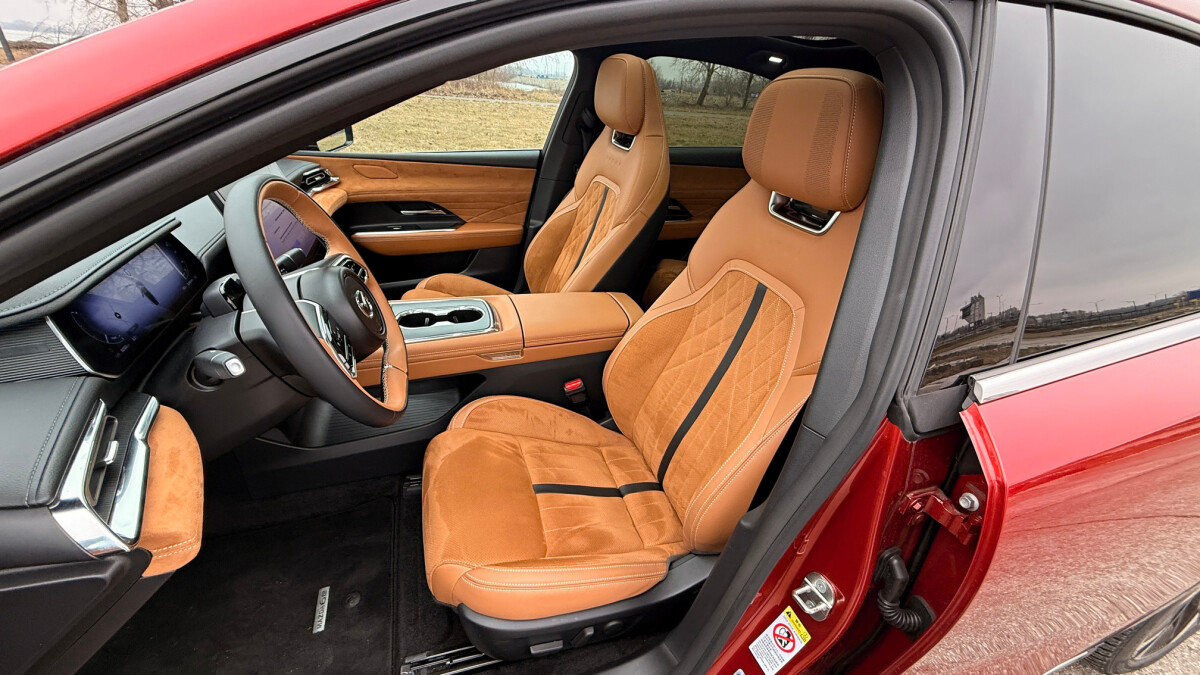Mazda 6e (2026)