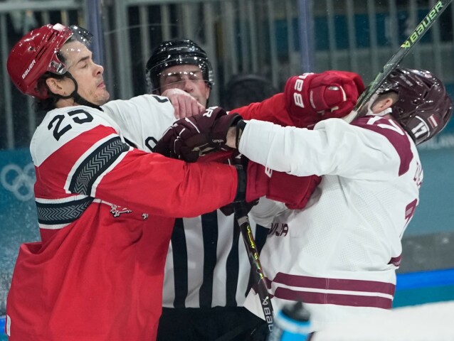 Oliver Lauridsen, Martins Dzierkals