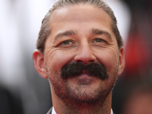 Herec Shia LaBeouf na archívnom zábere z roku 2025. 