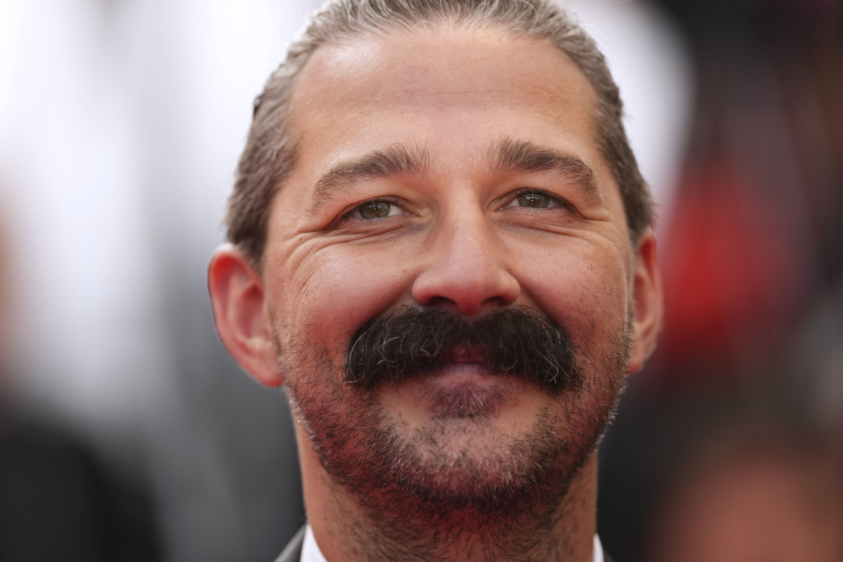 Herec Shia LaBeouf na archívnom zábere z roku 2025. 