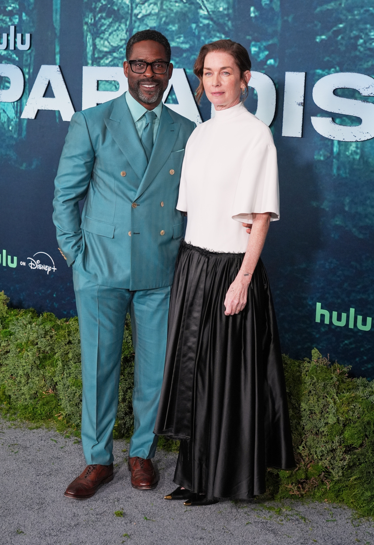 Paradise Sterling K. Brown s herečkou Julianne Nicholson