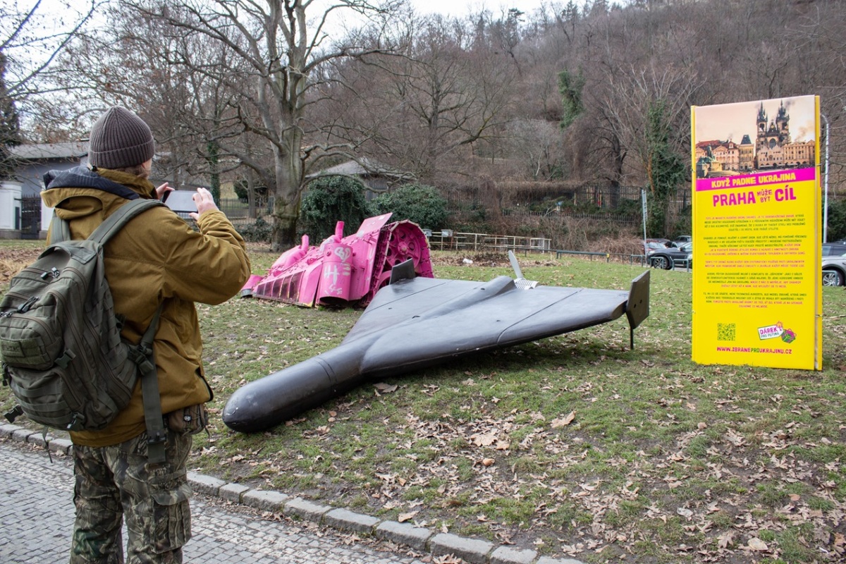 ČR Praha Maketa Dron Šáhid,