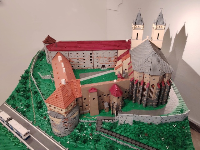 benediktínsky kláštor, lego, Nová Baňa