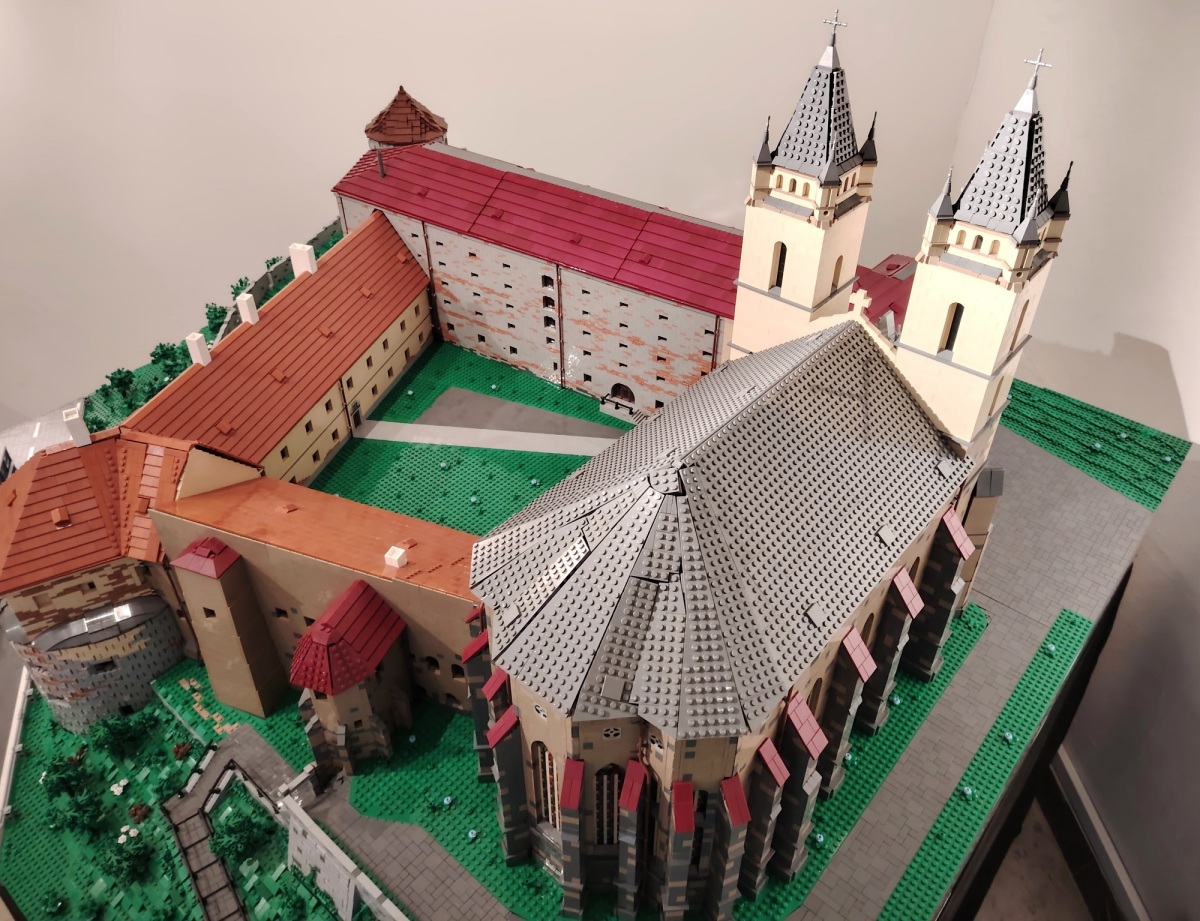 benediktínsky kláštor, lego