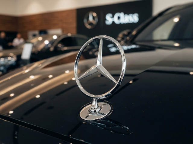 Mercedes-Benz