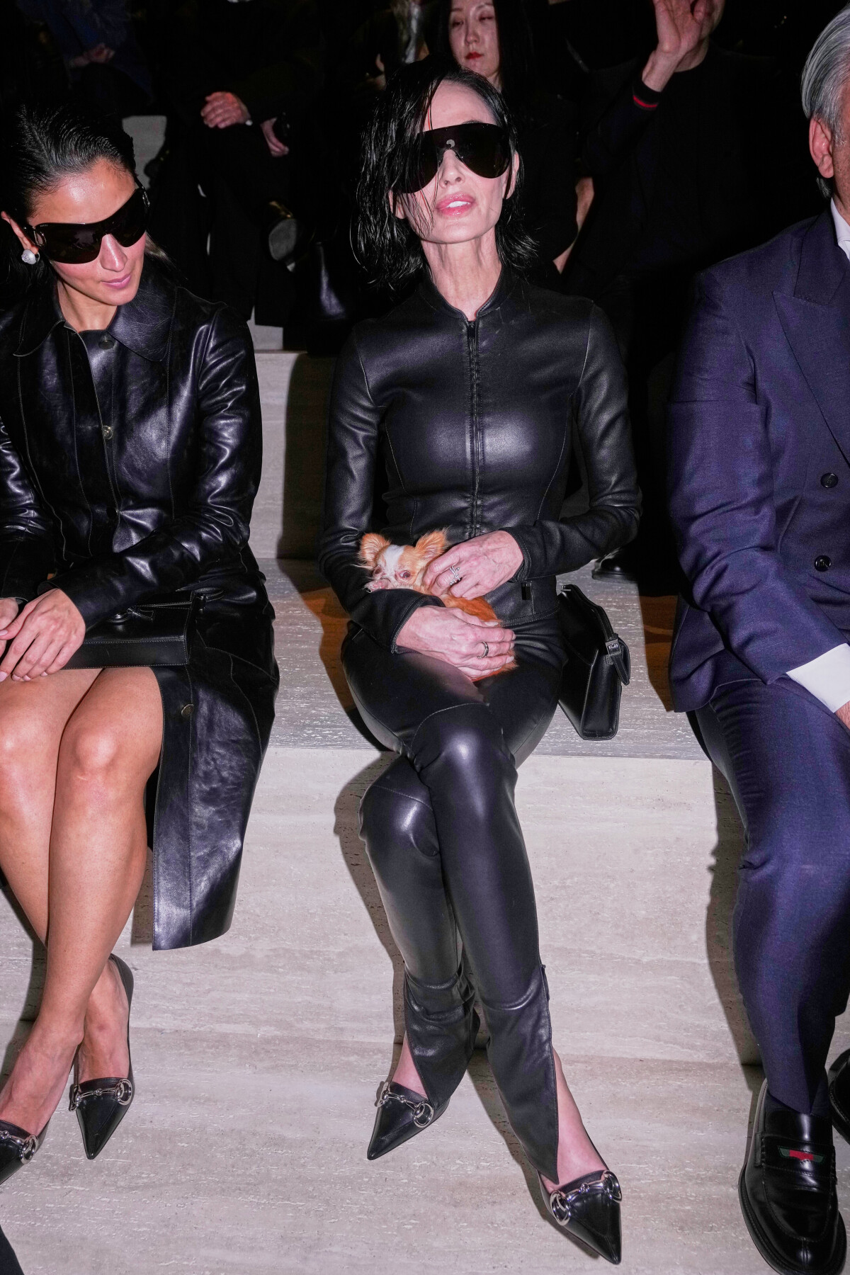 Herečka Demi Moore na prehliadke Gucci v Miláne. 