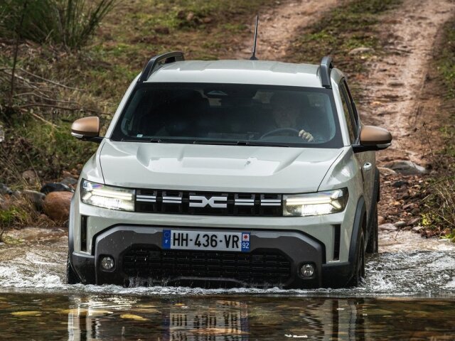 Dacia Duster Hybrid-G 150 4x4 - 2026