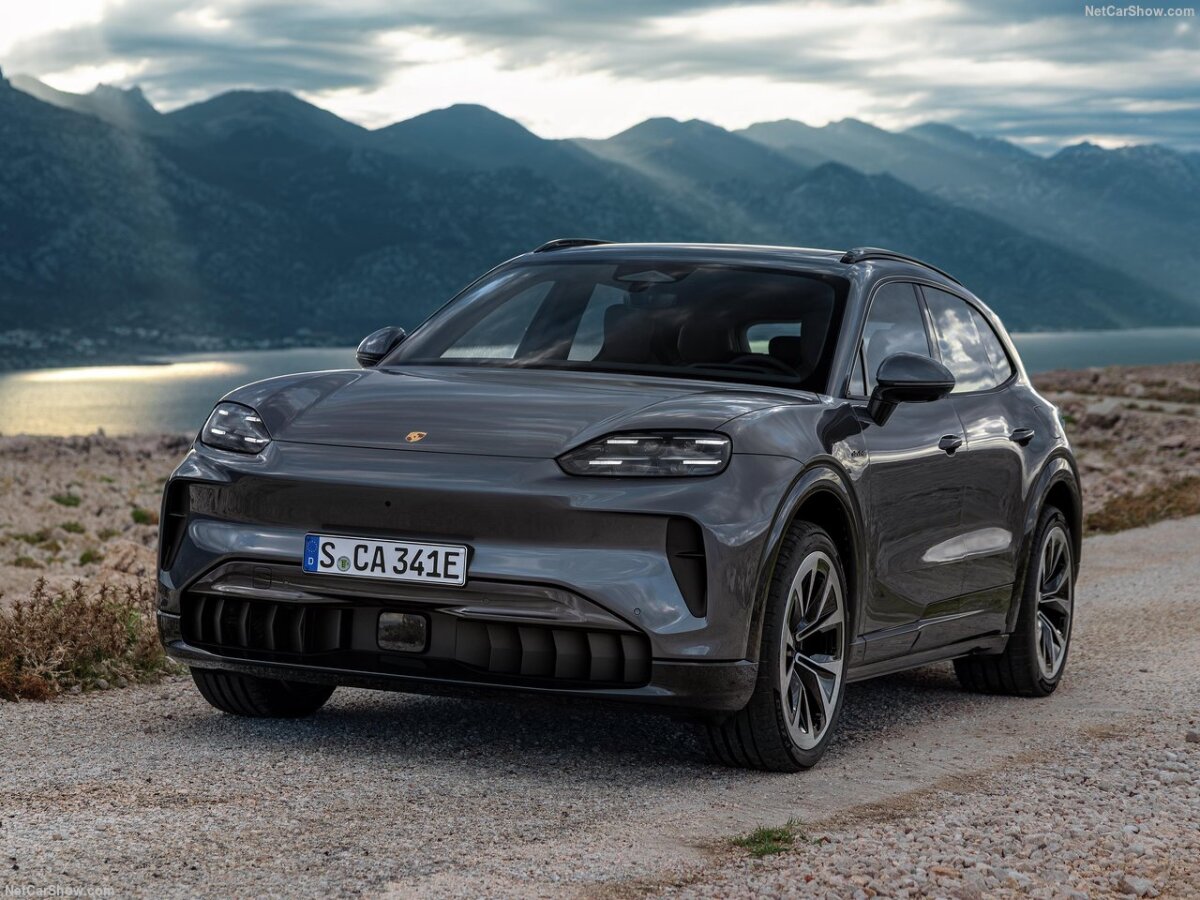 Porsche-Cayenne Electric-2027