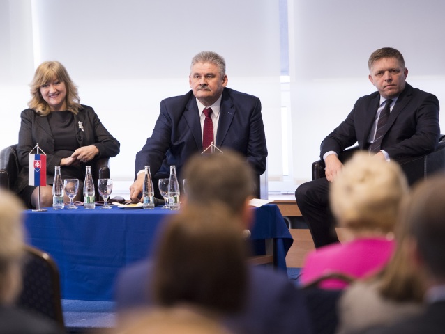 Robert Fico / Oľga Nachtmannová / Ján Richter /