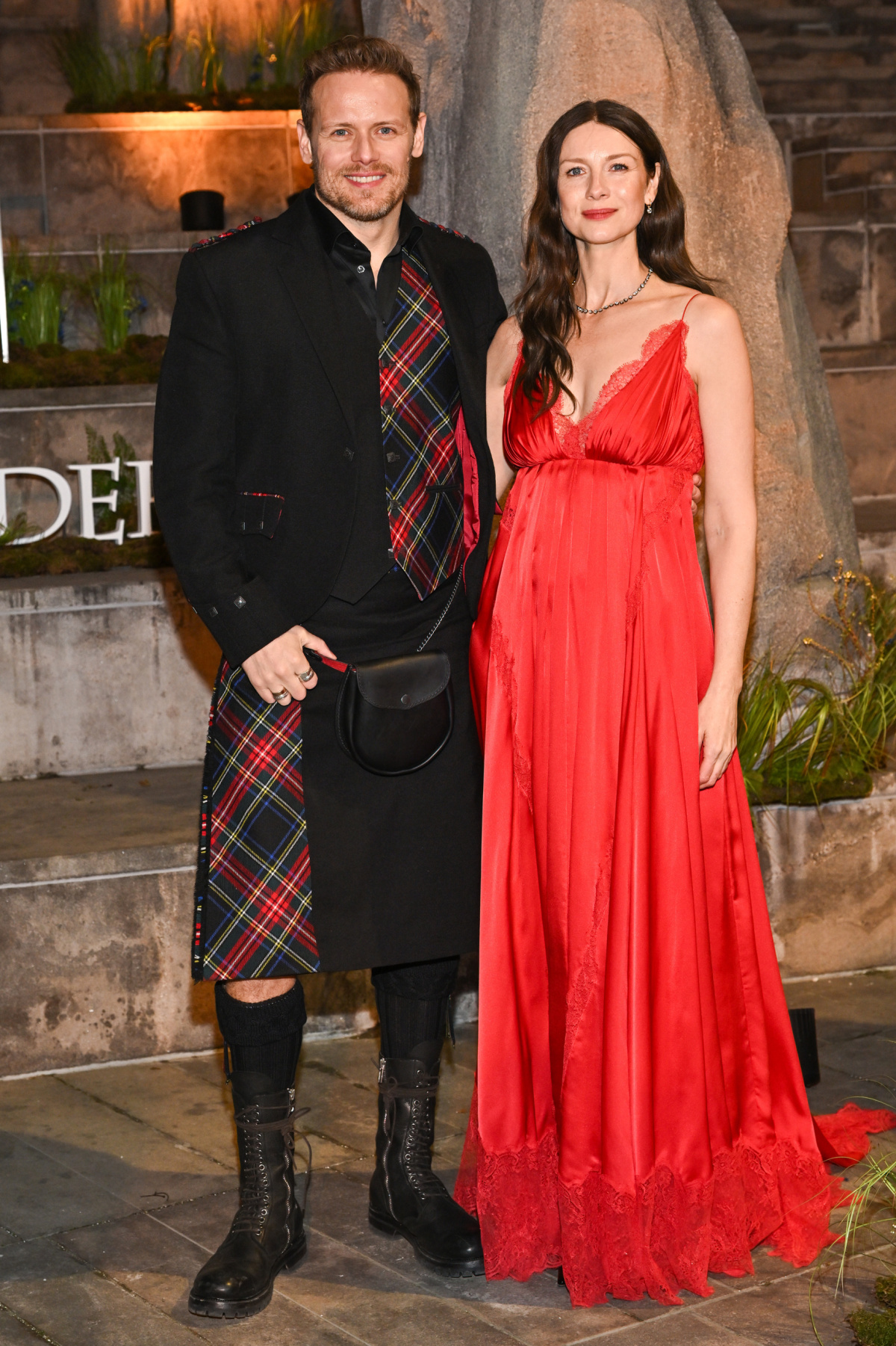 Hereckí kolegovia Sam Heughan a Caitriona Balfe.