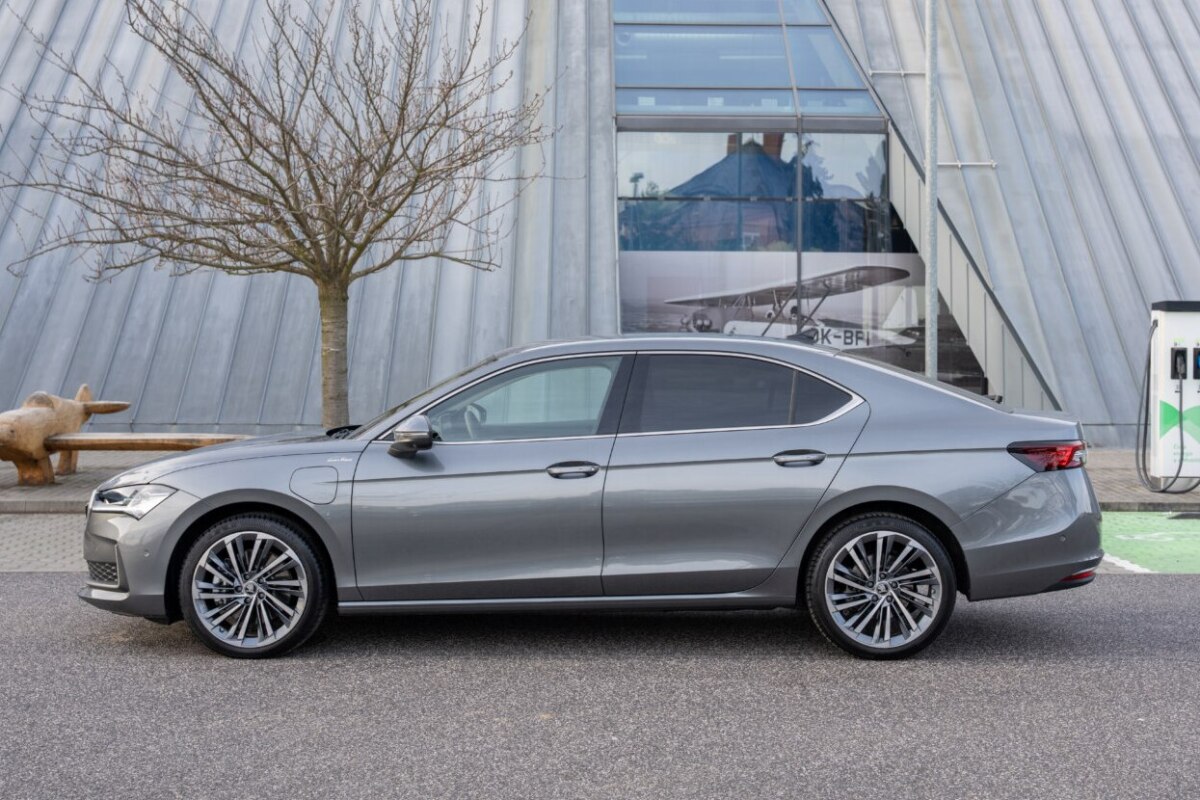 Škoda Superb iV 200 kW - 2026
