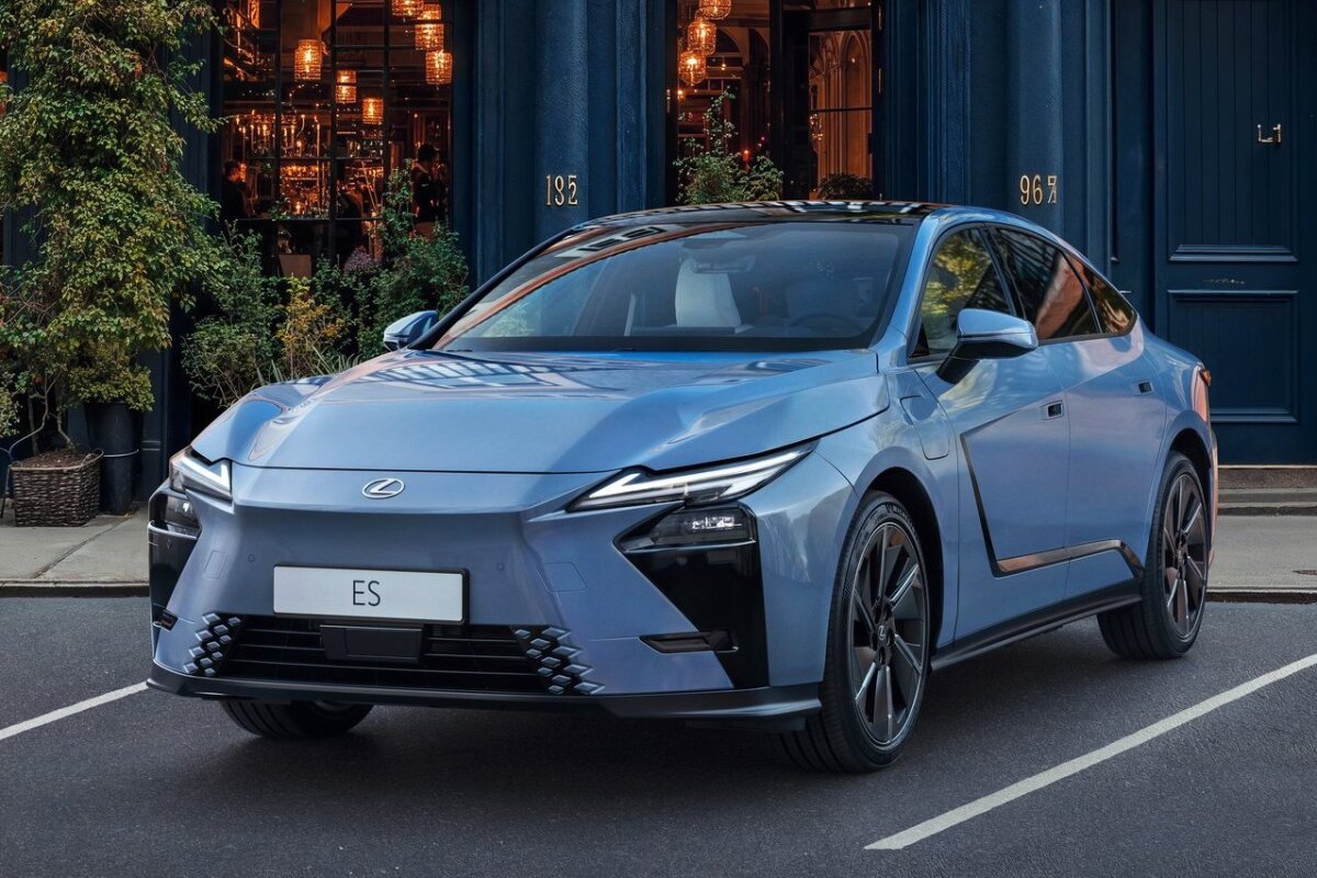 Lexus ES - 2026