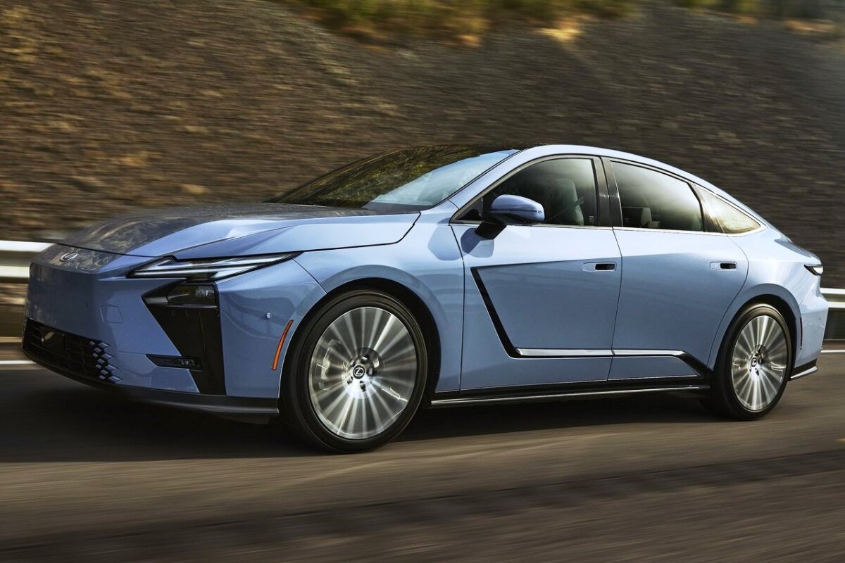 Lexus ES - 2026