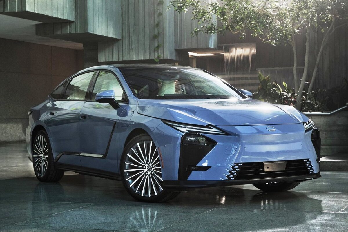 Lexus ES - 2026