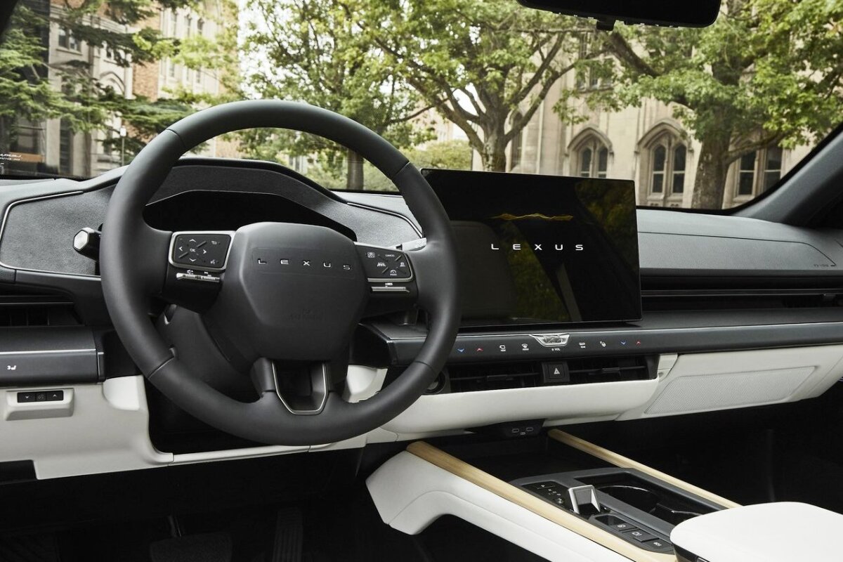 Lexus ES - 2026