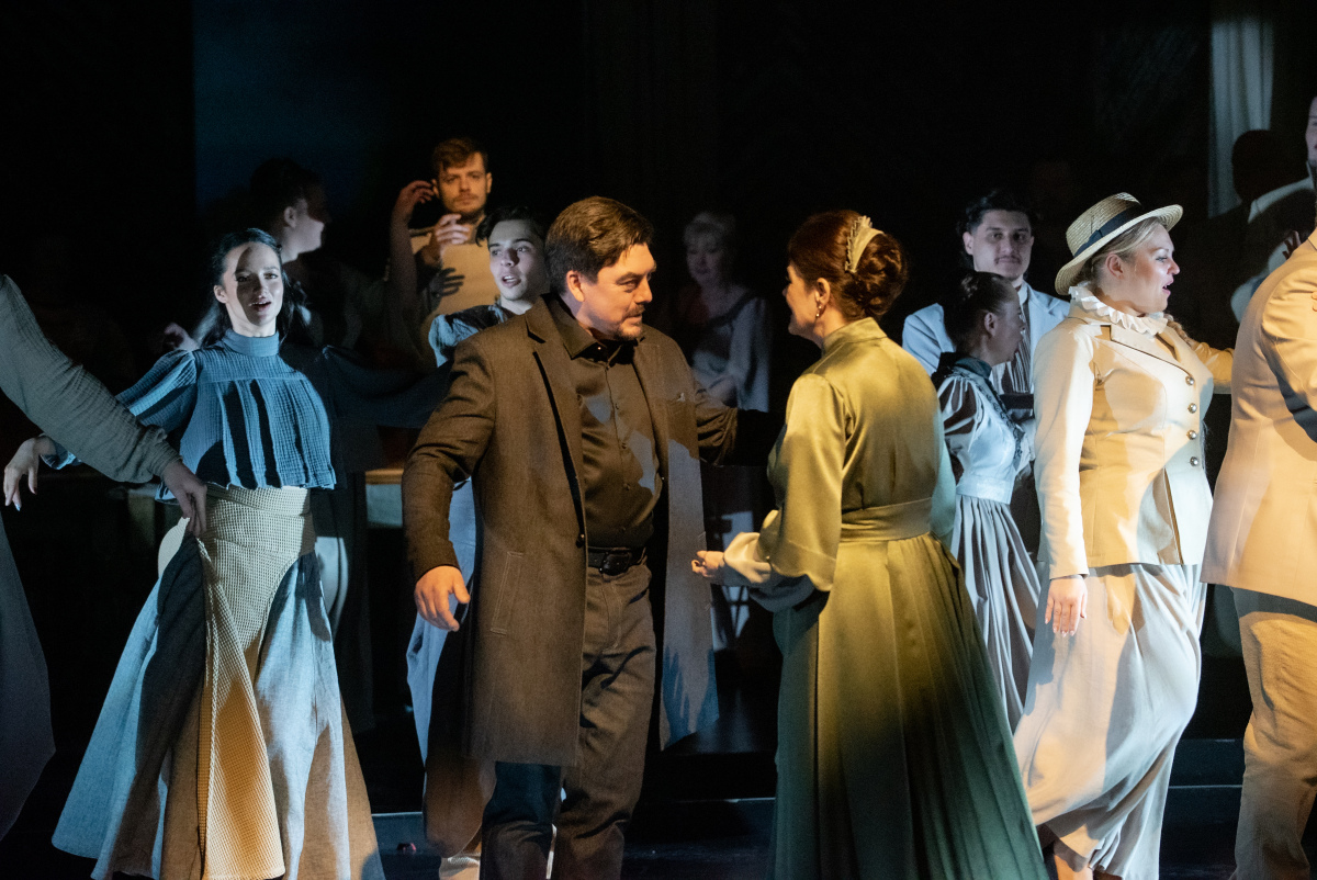 Daniel Čapkovič, Ľubica Vargicová, Onegin