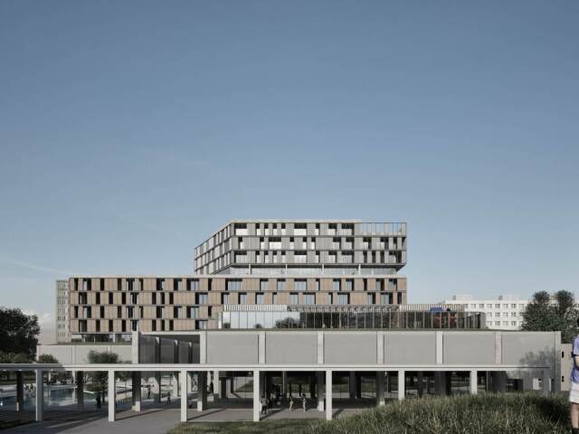 Atrium 4