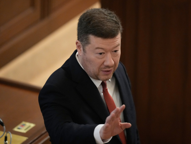 Nechceli platiť zbrane pre Kyjev, napokon prispeli milióny. Ukrajinská pomoc rozladila českú vládu