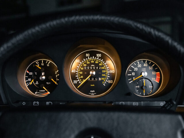 Mercedes-Benz SL 500 - 1982