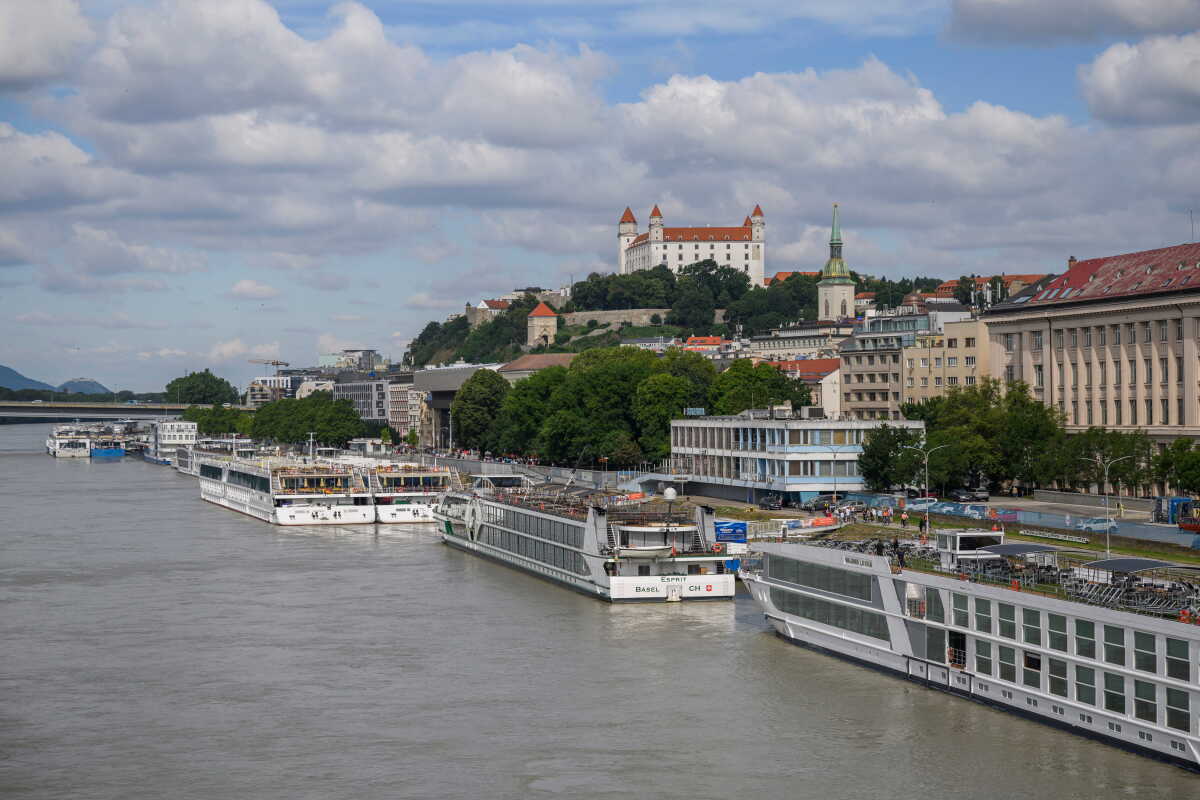 bratislava jaroslav novak  1 