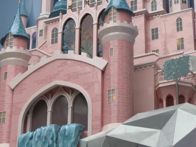Disney, hrad, zámok, vlýlertná loď, cestovanie, Disney Adventure