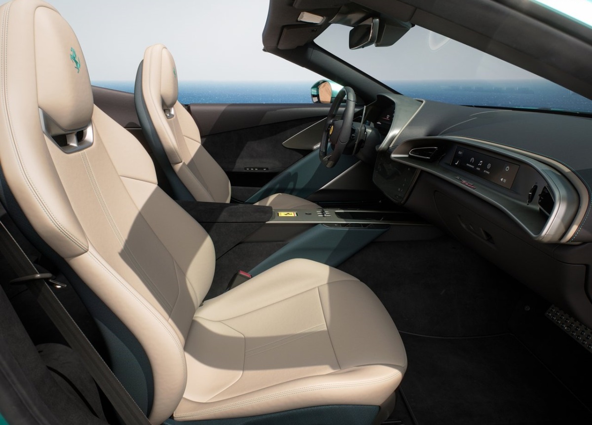 Ferrari Amalfi Spider 13