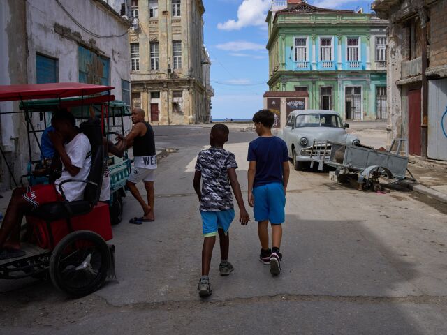 APTOPIX Cuba Power Outage