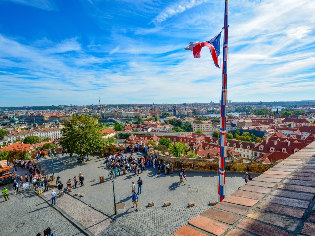Pražský hrad, Praha, Česko, cestovanie, turisti