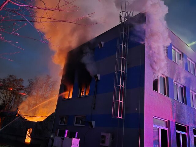 pardubice požiar zbrojovka