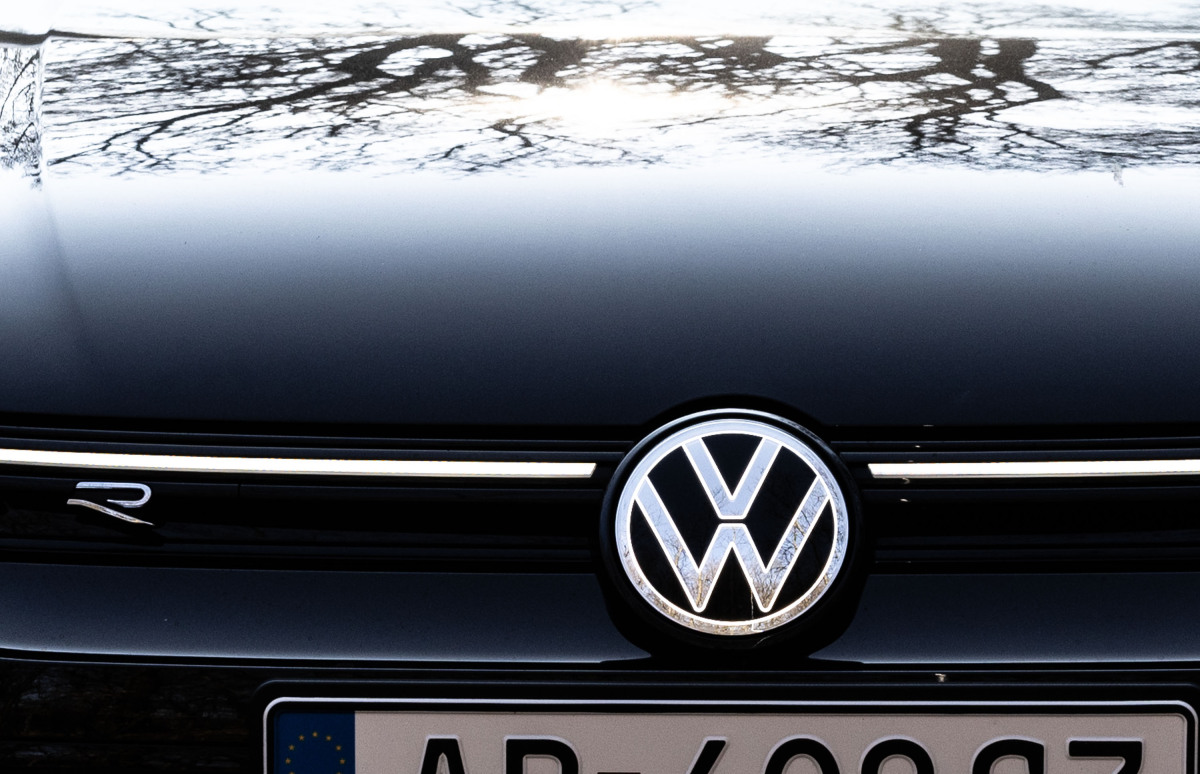 VW Golf R Variant - test 2026