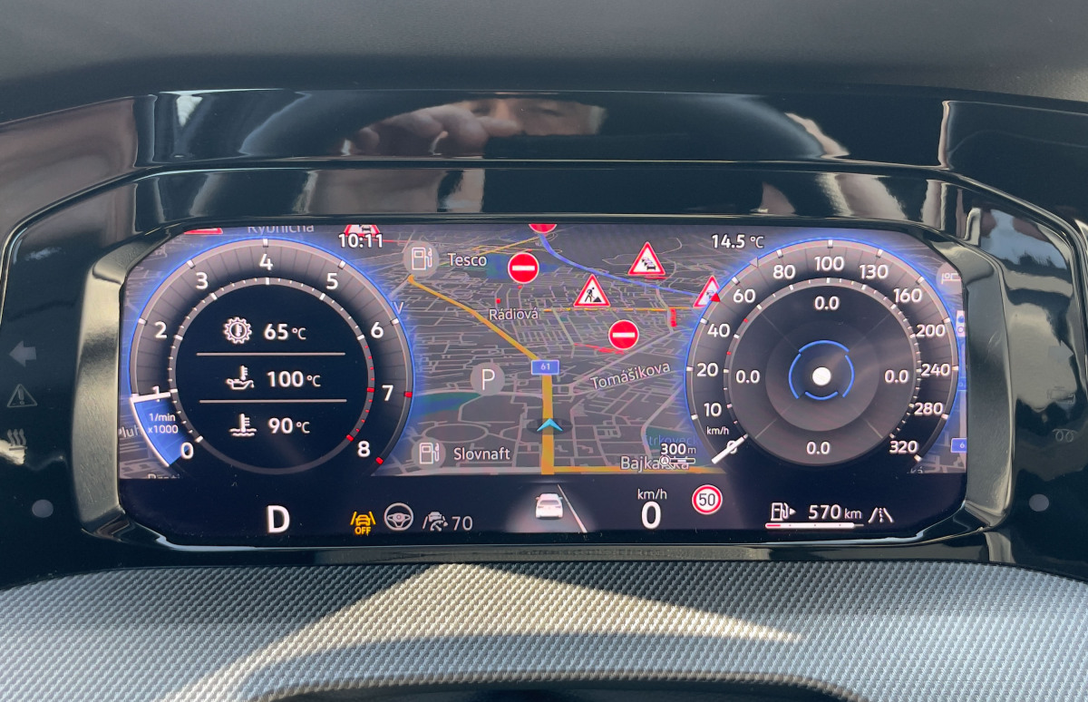 VW Golf R Variant - test 2026