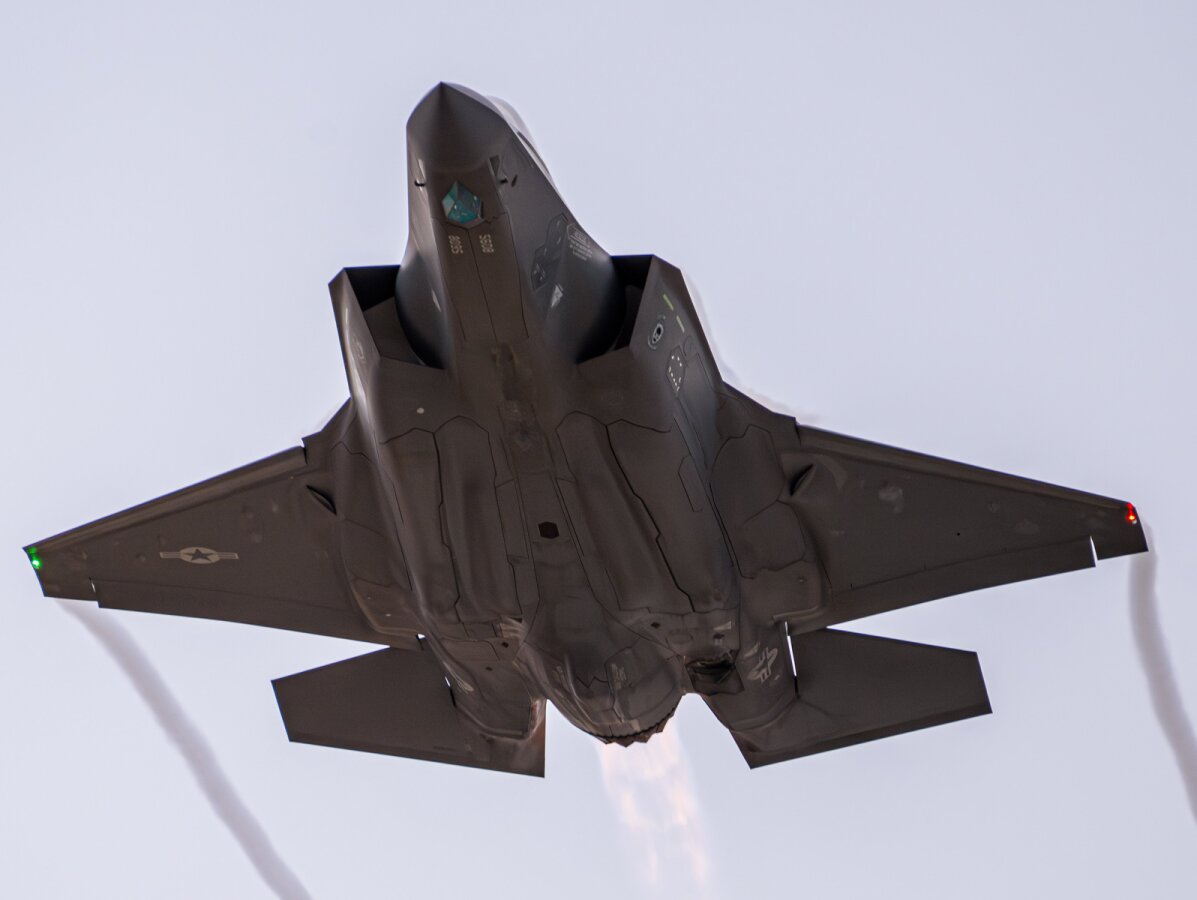 americká stíhačka Lockheed Martin F-35 Lightning II.