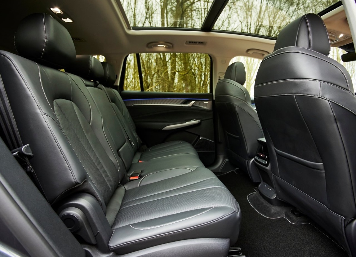 MG S9 PHEV 10