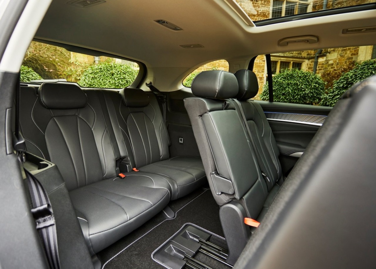 MG S9 PHEV 12