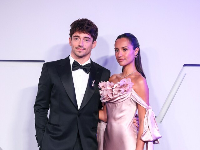 Pilot F1 Charles Leclerc a jeho manželka Alexandra Leclerc 