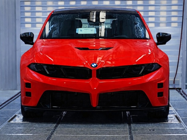 BMW iM3 - uniknuté snímky 2026