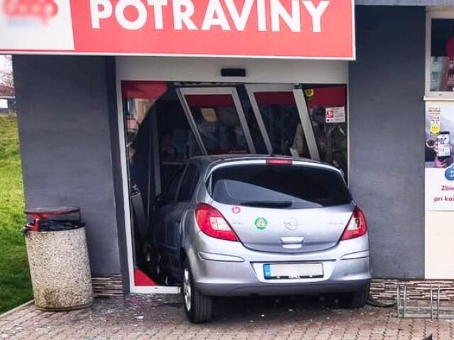 Dopravná nehoda - Veľký Krtíš