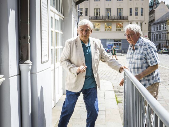 Niekto to rád v Plzni, Miroslav Donutil, Jiří Lábus