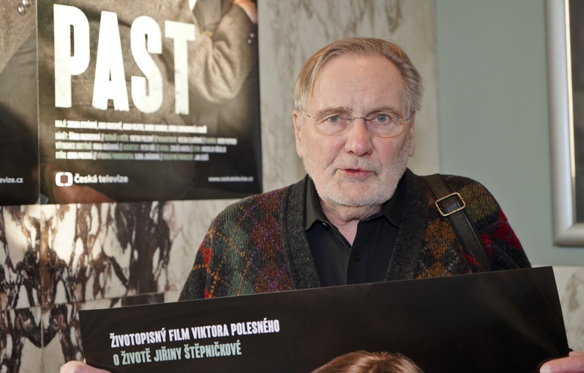 Jiří Štěpnička na tlačovej konferencii k filmu Past