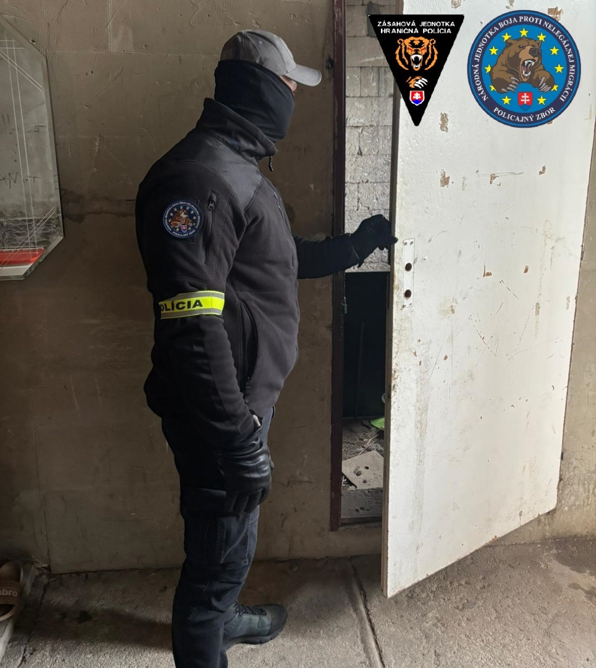 Polícia / Obchodovanie s ľuďmi /