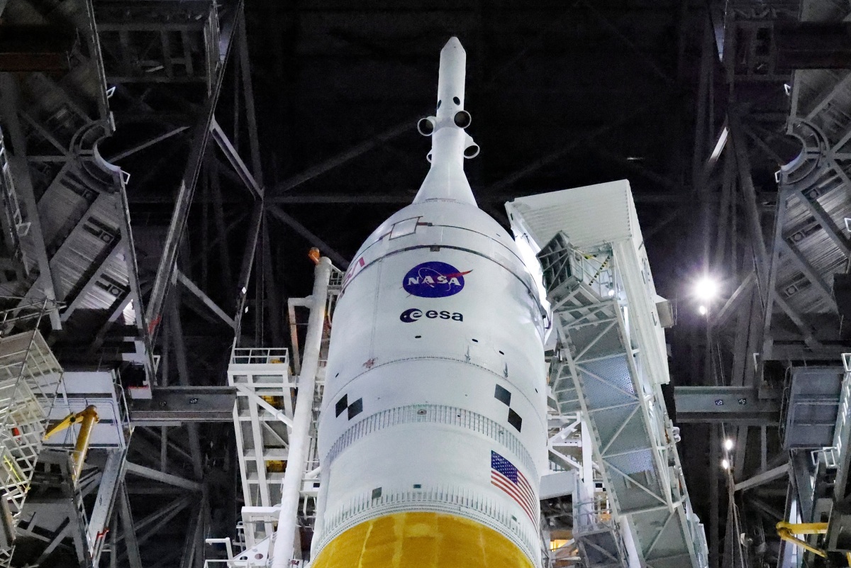 NASA Artemis Moonshot