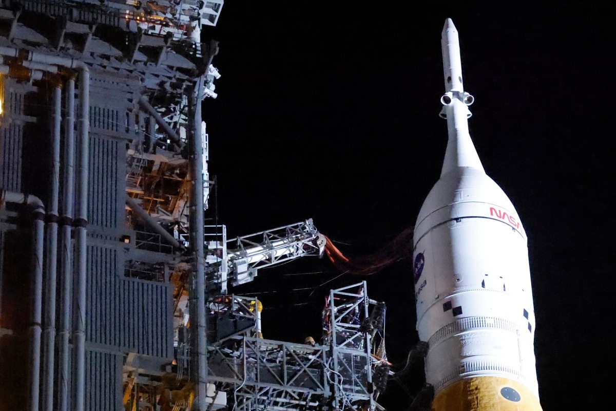 NASA Artemis Moonshot