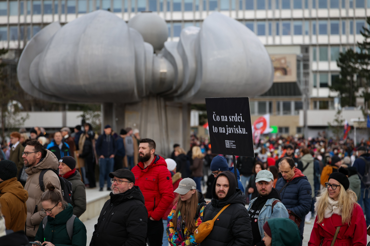SR Bratislava protest platforma Otvorená kultúra BAX