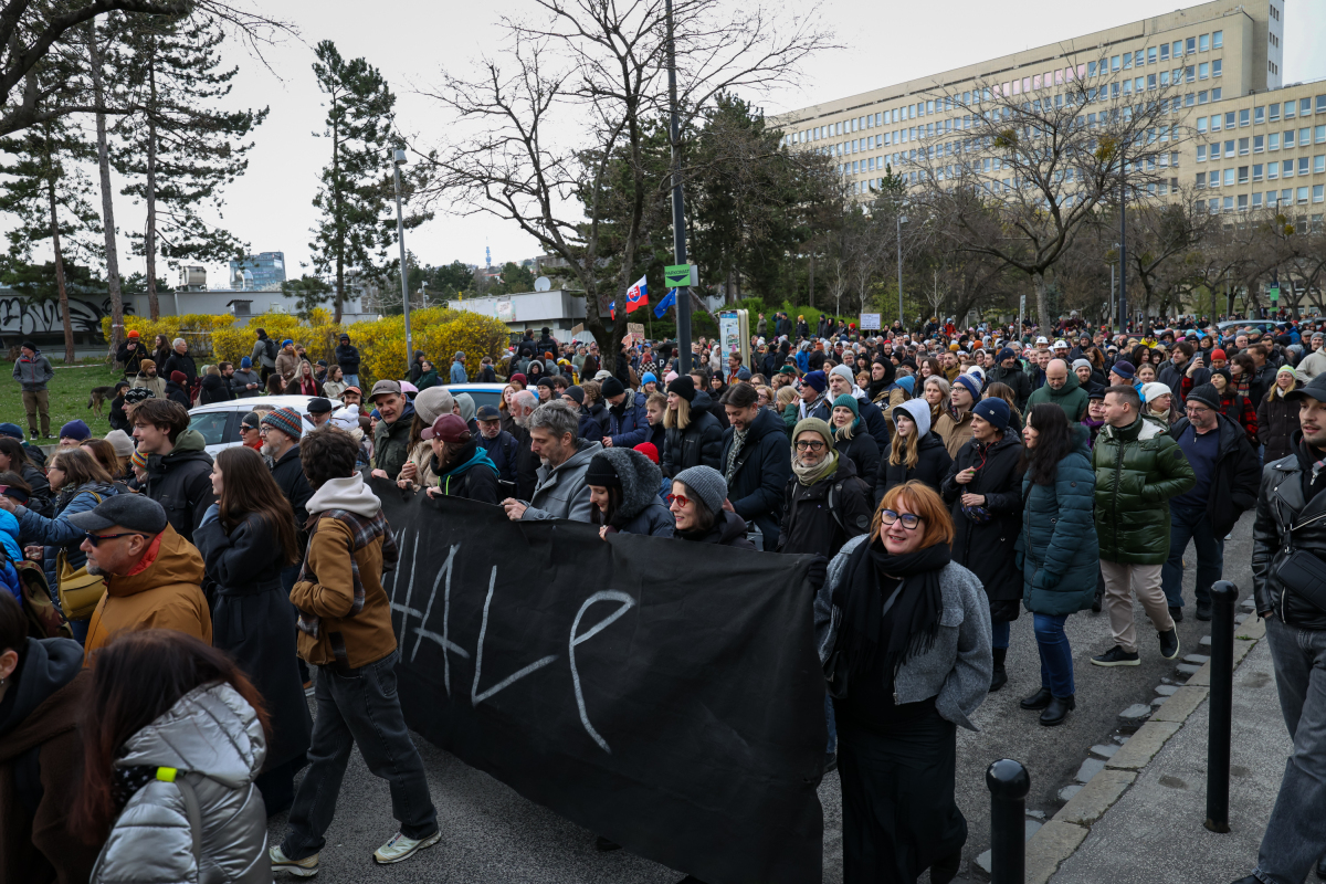 SR Bratislava protest platforma Otvorená kultúra BAX