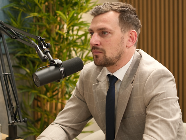 Matej Dobiš, Moje peniaze