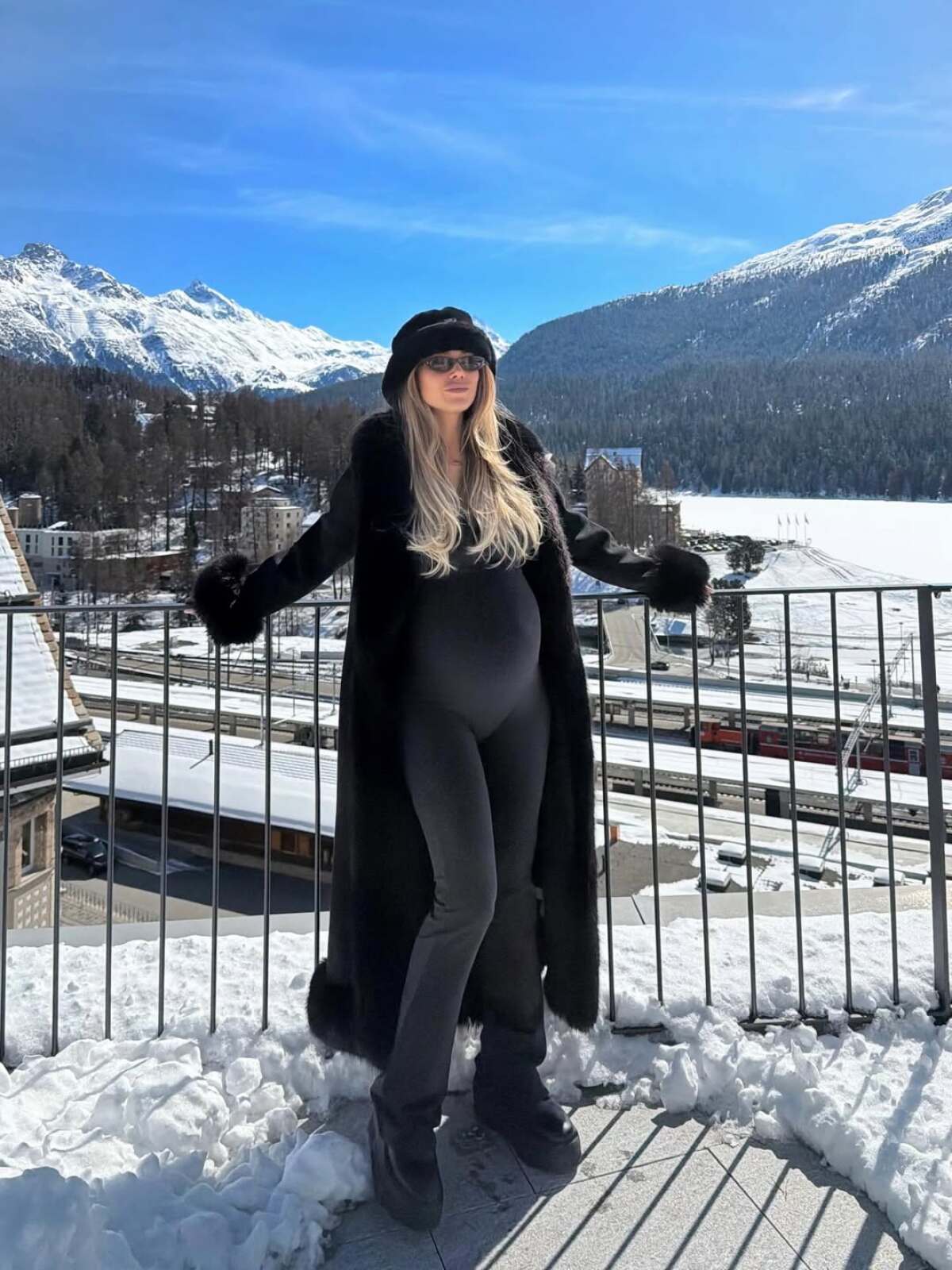 23