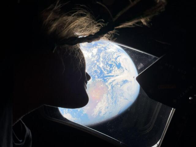 Christina Koch / Earth /