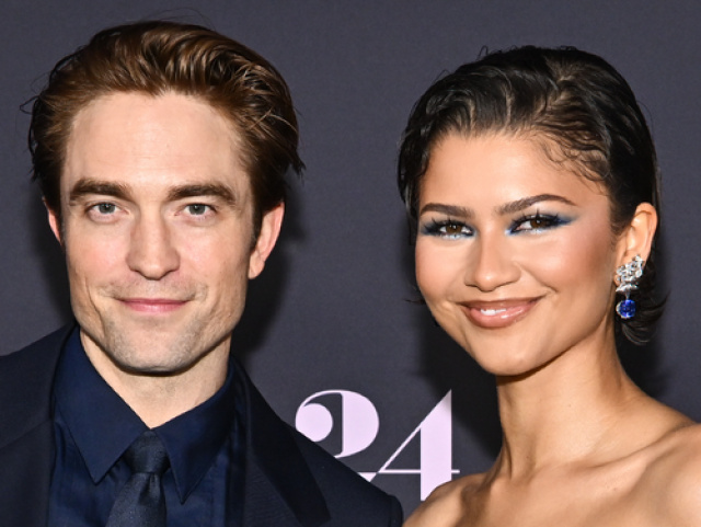 Robert Pattinson (vľavo) a Zendaya