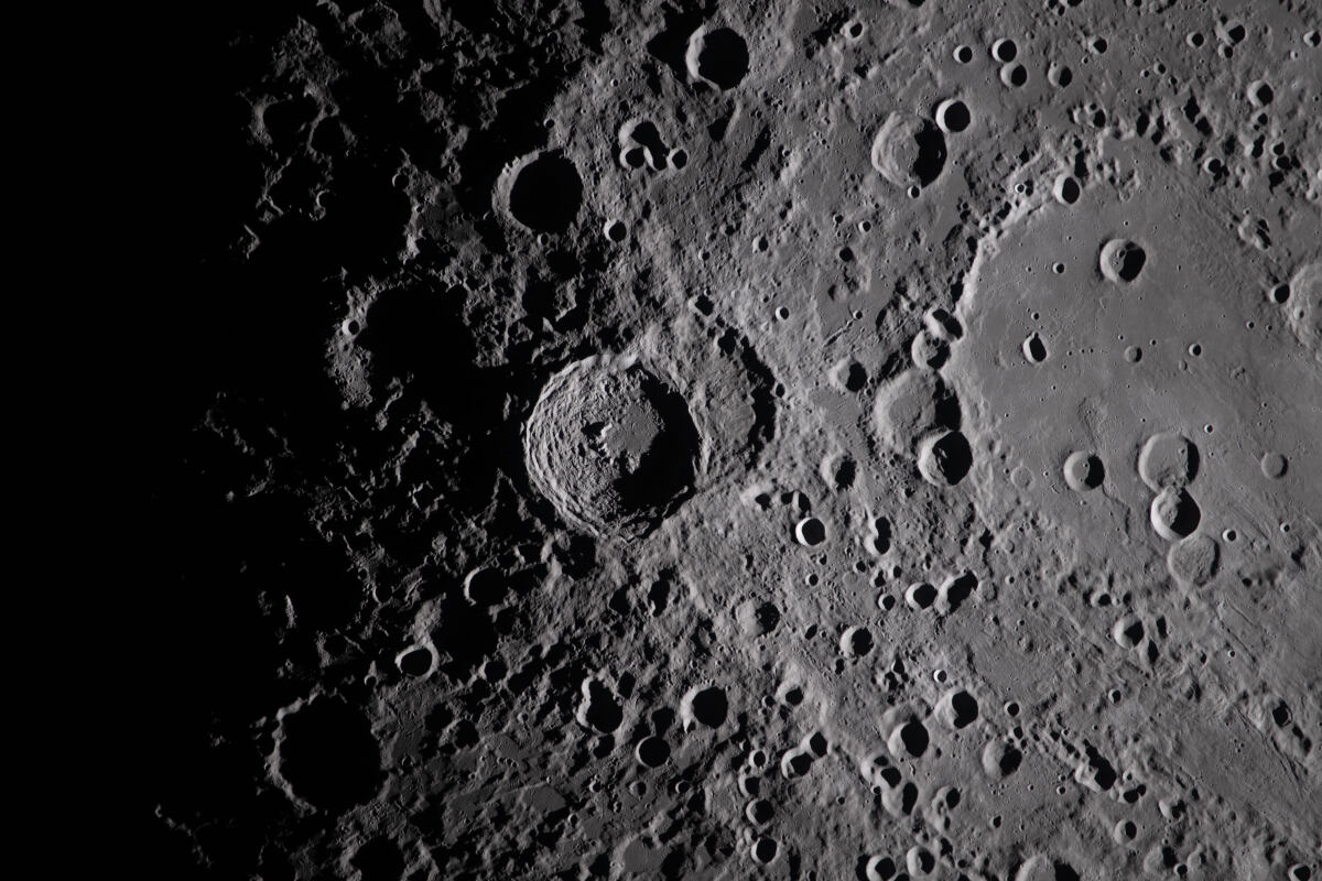 NASA Artemis Moonshot