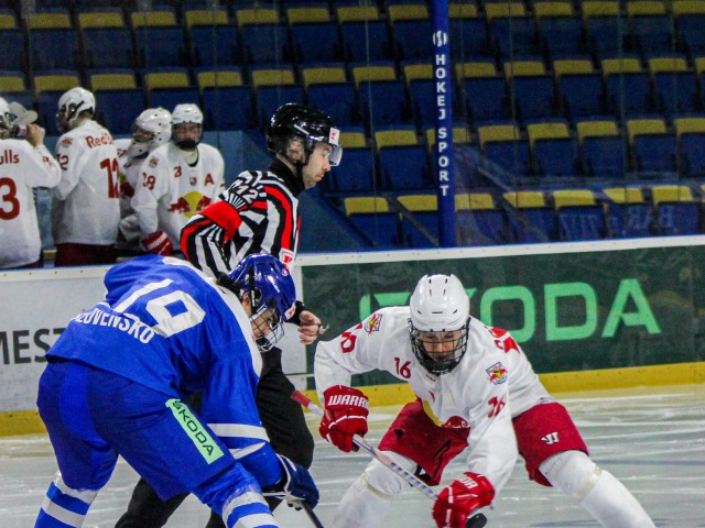 SR U18